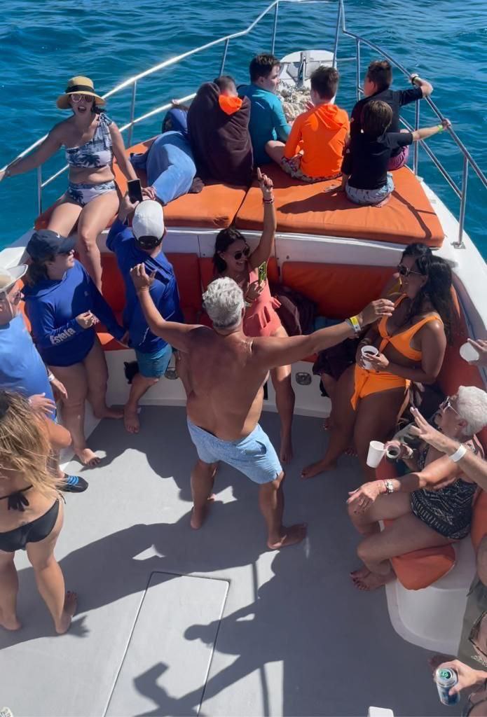 Turistas felices en Santo Domingo